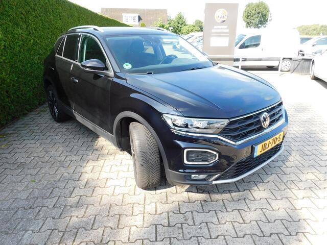 Volkswagen T-Roc 1.5 TSI/DSG Camera, LED, Acc, Pdc, Trekhaak