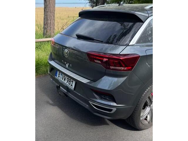 Volkswagen T-Roc 1.5 TSI R-LINE ADAP CRUISE AFB. TREKH VIRTL.