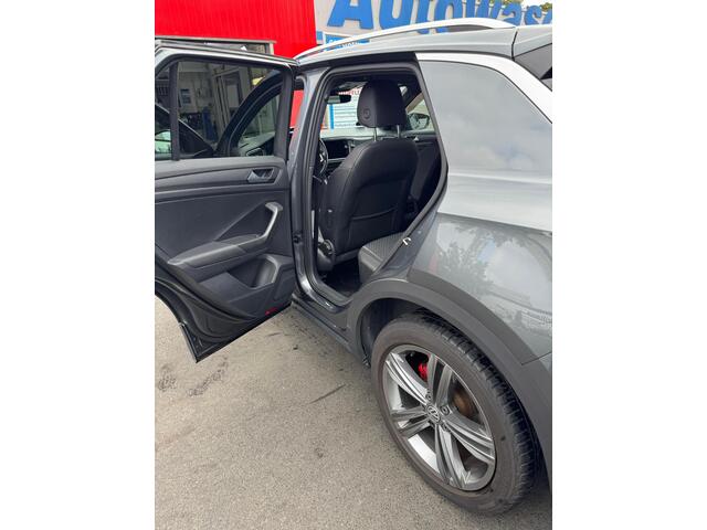 Volkswagen T-Roc 1.5 TSI R-LINE ADAP CRUISE AFB. TREKH VIRTL.