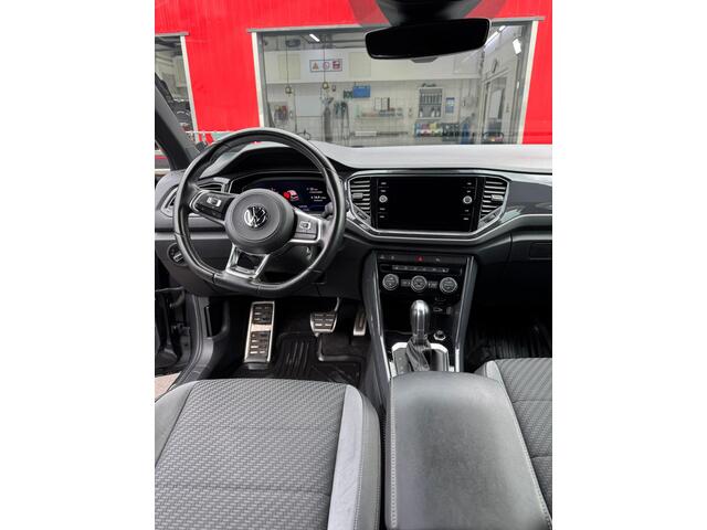 Volkswagen T-Roc 1.5 TSI R-LINE ADAP CRUISE AFB. TREKH VIRTL.