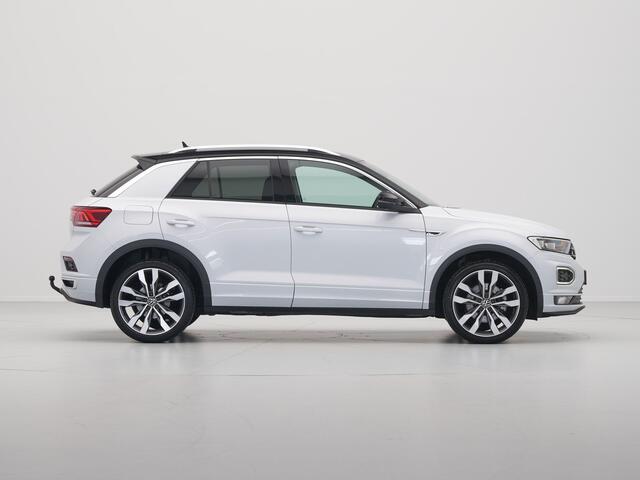 Volkswagen T-Roc 1.5 TSI 150pk DSG R-Line Business Navigatie Carplay Camera 19" velgen Trekhaak Keyless 173