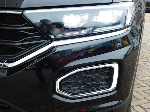 Volkswagen T-Roc 1.0 TSI Sport | NAVIGATIE | VIRTUAL COCKPIT