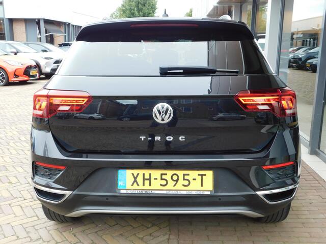 Volkswagen T-Roc 1.0 TSI Sport | NAVIGATIE | VIRTUAL COCKPIT
