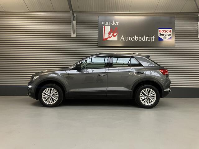 Volkswagen T-Roc 1.5 TSI STYLE/NAVI/CARPLAY/CLIMA/PDC/TREKH/ENZ