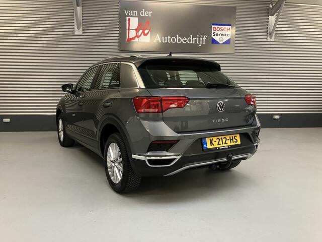 Volkswagen T-Roc 1.5 TSI STYLE/NAVI/CARPLAY/CLIMA/PDC/TREKH/ENZ