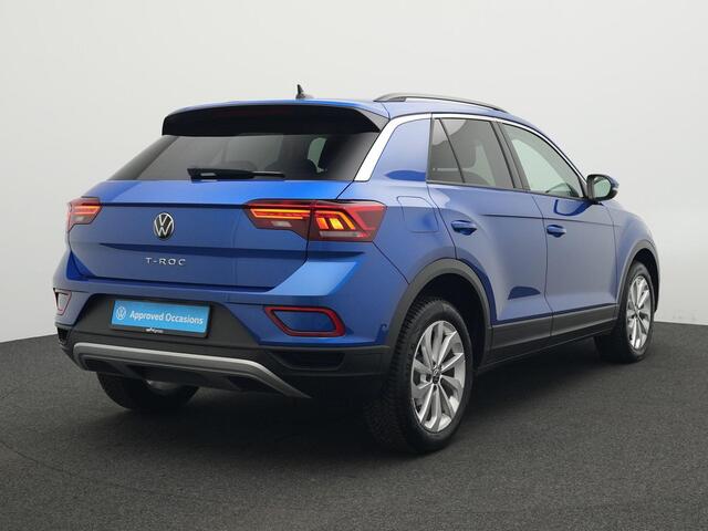 Volkswagen T-Roc 1.0 TSI 115 pk Life Edition | LED koplampen | Achteruitrijcamera | Carplay | Navigatie | Park Assist | Side Assist | 17 inch