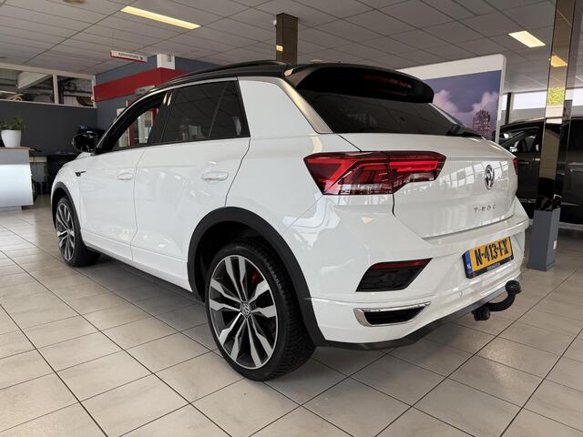 Volkswagen T-Roc 1.5 TSI DSG 150PK Sport R *LM19*PANO*TREKHAAK*NAVI