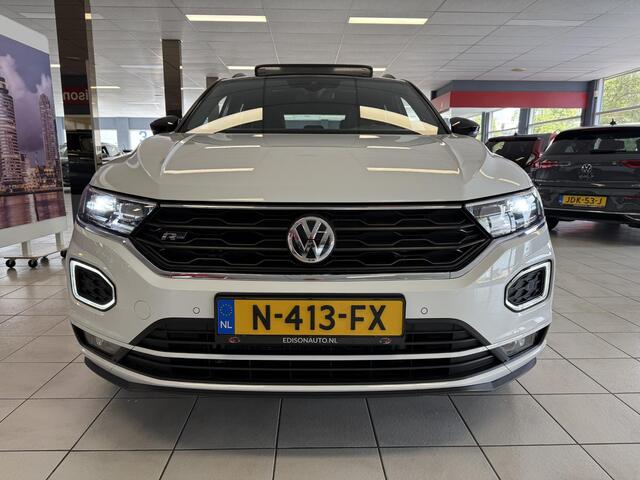 Volkswagen T-Roc 1.5 TSI DSG 150PK Sport R *LM19*PANO*TREKHAAK*NAVI
