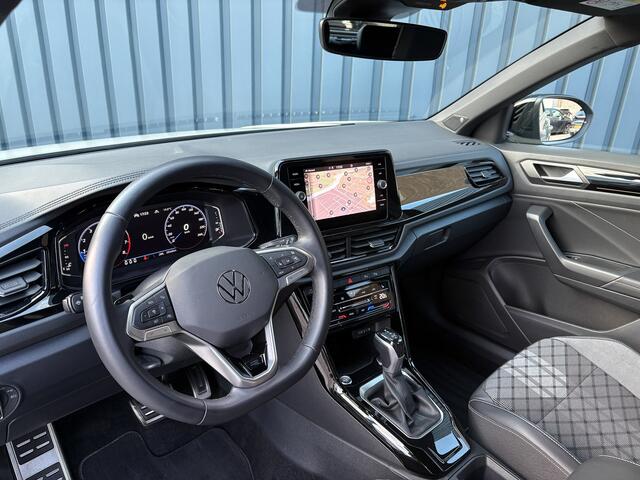 Volkswagen T-Roc 1.5 TSI R-Line Business | Beats | Panodak | Trekhaak afnb | 19'' | Keyless | IQ Light | Prijs Rijklaar!!