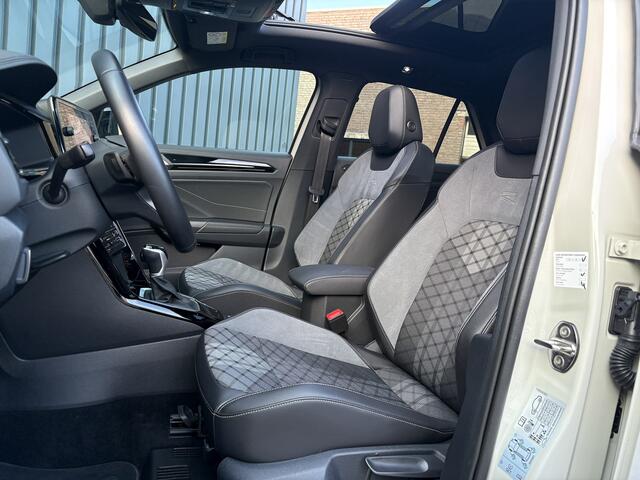 Volkswagen T-Roc 1.5 TSI R-Line Business | Beats | Panodak | Trekhaak afnb | 19'' | Keyless | IQ Light | Prijs Rijklaar!!