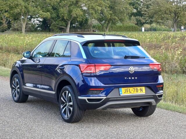 Volkswagen T-Roc 1.5 Style United /Pano/Camera/Cruise/Carplay/Clima/