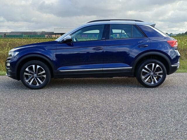 Volkswagen T-Roc 1.5 Style United /Pano/Camera/Cruise/Carplay/Clima/