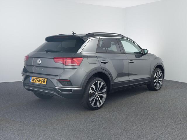 Volkswagen T-Roc 1.5 TSI Sport Business R-line | afneembare trekhaak | Vitual | Camera |