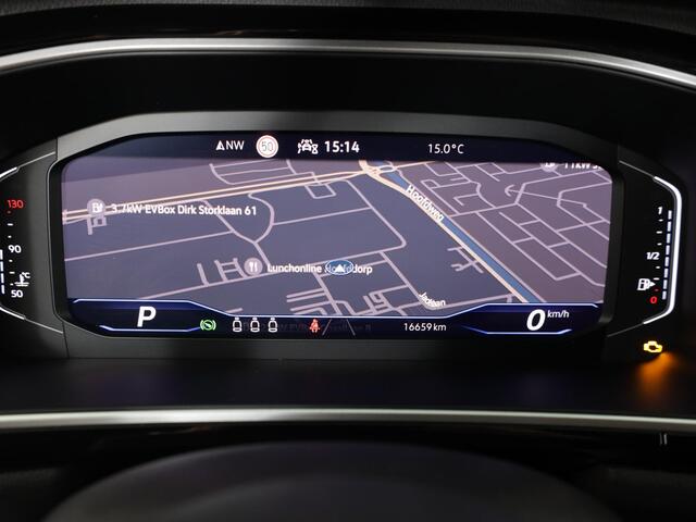Volkswagen T-Roc 1.5 TSI R-Line Business 150PK DSG | Verlengde garantie | Navigatie | Keyless entry | 18" LMV |