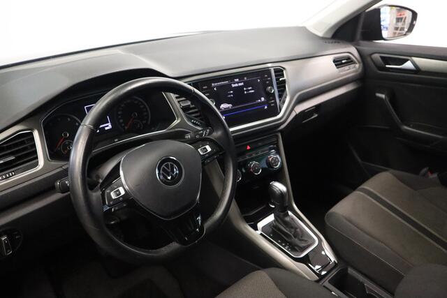 Volkswagen T-Roc 1.5 TSI Style 150pk! Navigatie Adaptive-Cruise Camera