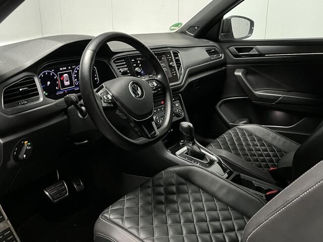 Volkswagen T-Roc Cabrio 1.5 TSI R-Line / AUTOMAAT/ 2X R-LINE/ BEATS AUDIO/ LEER/ 19" LMV/ LED/ ADAPT. CRUISE/ DIGITAL DASH/ PARK. SENSOREN + CAMERA/ CLIMA/ RIJ-MODI/ APP-CONNECT/ NAVI/ DAB/ STOEL-STUUR VERWARM.