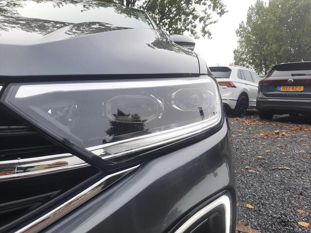 Volkswagen T-Roc 1.5 TSI 150pk DSG Style (Virtual,Navi,IQ)