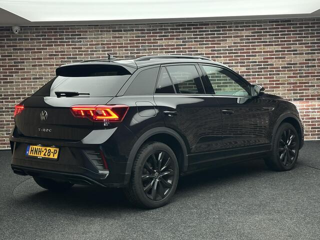 Volkswagen T-Roc 1.5 TSI R-Line Panorama IQ Virtual Camera Black edition