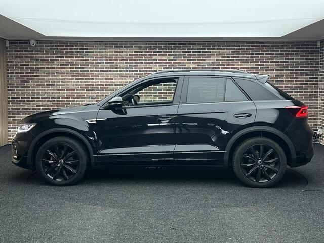 Volkswagen T-Roc 1.5 TSI R-Line Panorama IQ Virtual Camera Black edition