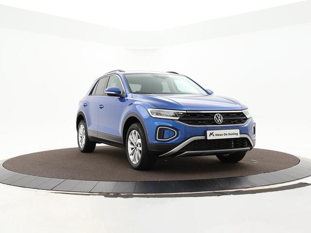 Volkswagen T-Roc 1.5 TSI 150pk DSG Life Edition · Camera · Side Assist · Keyless · ACC · Parkeerassistent · Apple/Android Car Play · Elek. Inklapbare Spiegels · Garantie t/m 29-07-2028 of 100.000km