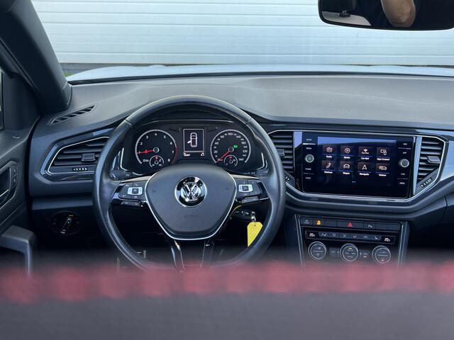 Volkswagen T-Roc 1.5 TSI Sport | Navi | Pano | Dodehoek | ACC | LED
