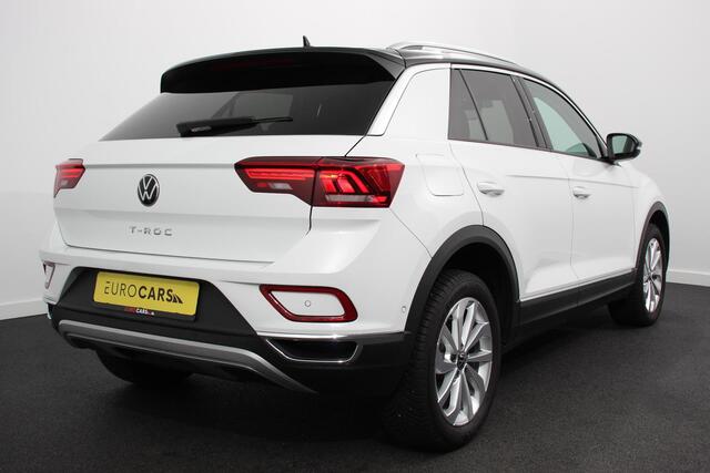 Volkswagen T-Roc 1.5 TSI DSG Style Demo Navigatie Apple Carplay / Android Auto Climate Control Led Digitale Cockpit Adaptive Cruise Control Trekhaak