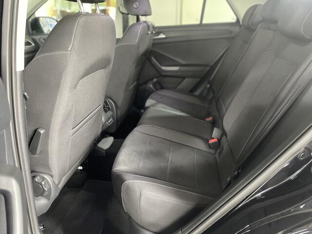 Volkswagen T-Roc 1.0 TSI Style/ LED / NAVI / CRUISE / RIJKLAAR