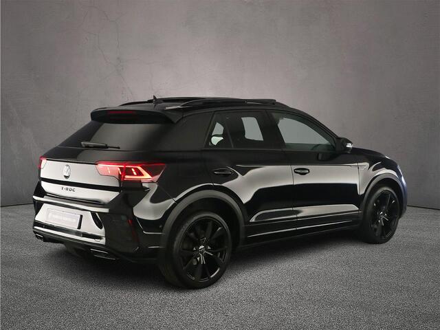 Volkswagen T-Roc R-Line Edition 1.5 TSI 150pk DSG Automaat Trekhaak, Panoramadak, LED matrix koplampen, Black Style, Achteruitrijcamera, Navigatie, Beats audio