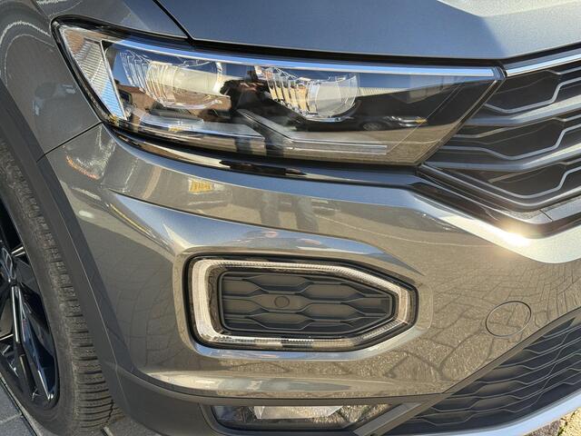 Volkswagen T-Roc 1.5 TSI Sport,Cruise,Cam,Trekh,Carpl