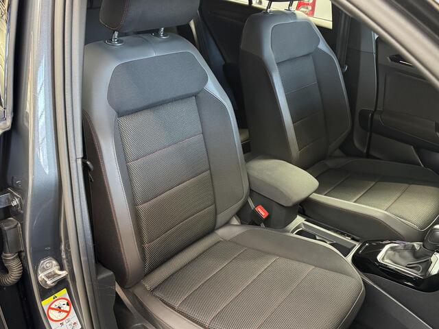 Volkswagen T-Roc 1.5 TSI Sport,Cruise,Cam,Trekh,Carpl
