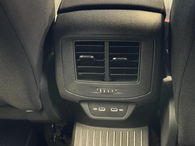 Volkswagen T-Roc 1.5 TSI Sport,Cruise,Cam,Trekh,Carpl