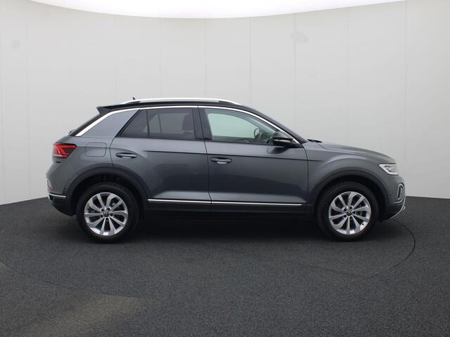 Volkswagen T-Roc 1.5TSI/150PK DSG Style · Navigatie · Apple Car Play · Trekhaak · Garantie tot november 2026