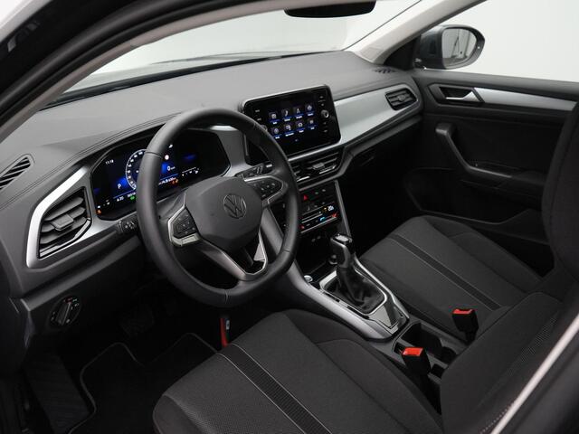 Volkswagen T-Roc 1.5 TSI 150 pk DSG Life Edition | Achteruitrijcamera | Navigatie | Adaptive Cruise | Side Assist