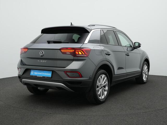 Volkswagen T-Roc 1.5 TSI 150 pk DSG Life Edition | Achteruitrijcamera | Navigatie | Adaptive Cruise | Side Assist