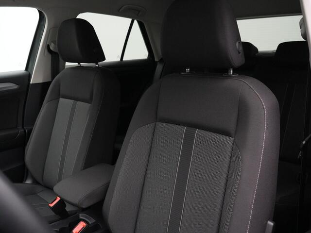 Volkswagen T-Roc 1.5 TSI 150 pk DSG Life Edition | Achteruitrijcamera | Navigatie | Adaptive Cruise | Side Assist
