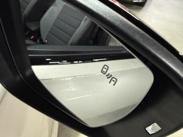 Volkswagen T-Roc Cabrio 1.5 TSI R-Line Navi Camera