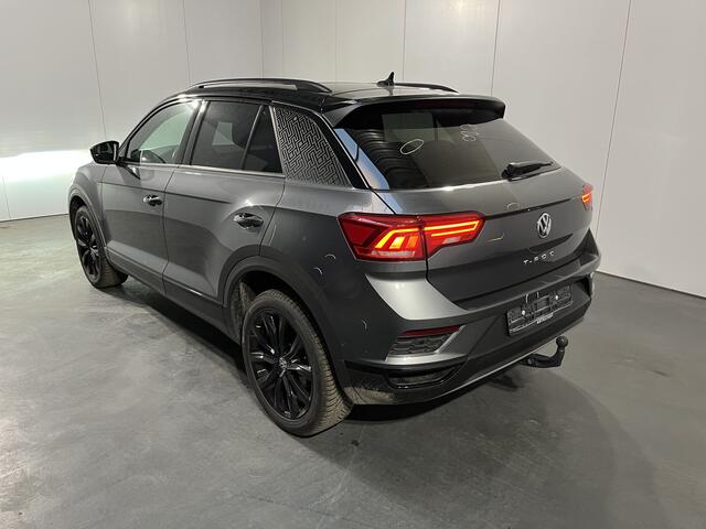 Volkswagen T-Roc 1.5 TSI Style / AUTOMAAT/ PANO/ TREKHAAK/ CAMERA/ PARK. SENSOREN/ DODE HOEK/ LED/ DIGITAL DASHBOARD/ STOELVERWARM./ ELEK. ACHTERKLEP/ ADAPT. CRUISE/ APP CONNECT/ NAVI/ CLIMA