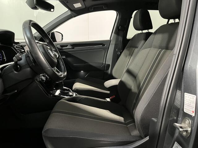 Volkswagen T-Roc 1.5 TSI Style / AUTOMAAT/ PANO/ TREKHAAK/ CAMERA/ PARK. SENSOREN/ DODE HOEK/ LED/ DIGITAL DASHBOARD/ STOELVERWARM./ ELEK. ACHTERKLEP/ ADAPT. CRUISE/ APP CONNECT/ NAVI/ CLIMA
