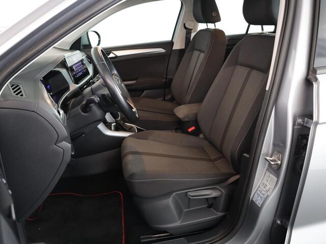 Volkswagen T-Roc 1.5 TSI Life 150 pk Automaat (DSG) | Trekhaak afn kogel| Navigatie | Achteruitrijcamera | Parkersensoren (Park assist)
