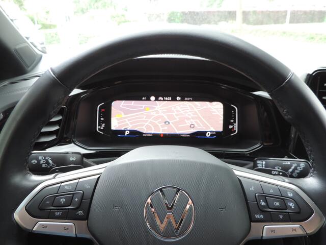 Volkswagen T-Roc 1.5 TSI R-Line DSG Black Style - Camera | Disc. Pro | Stoel/stuurverw. | Carplay | IQ.Drive pakket | Alarm | Elektr. klep