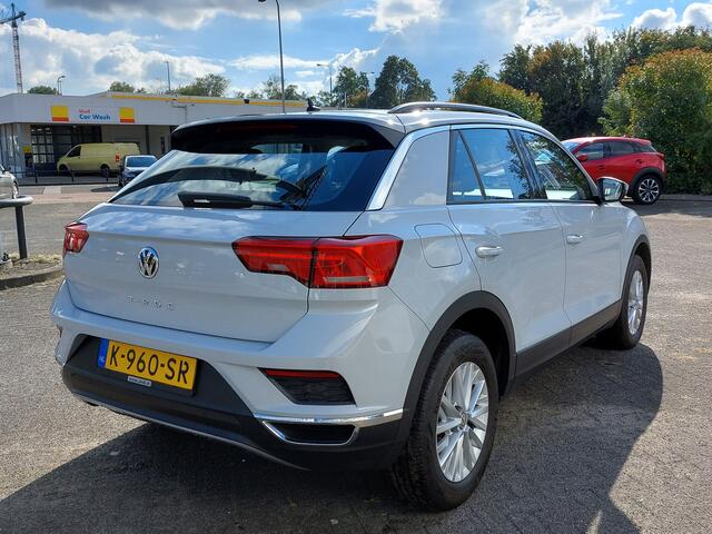 Volkswagen T-Roc 1.0 TSI 116pk Style Executive | Navi | Apple Carplay+Android Auto | Clima | Adap.Cruise | Stoelverwarming | Pdc V+A | Rijstrook+Licht+Regensensor | Mistlampen | 16''lm | Trekhaak