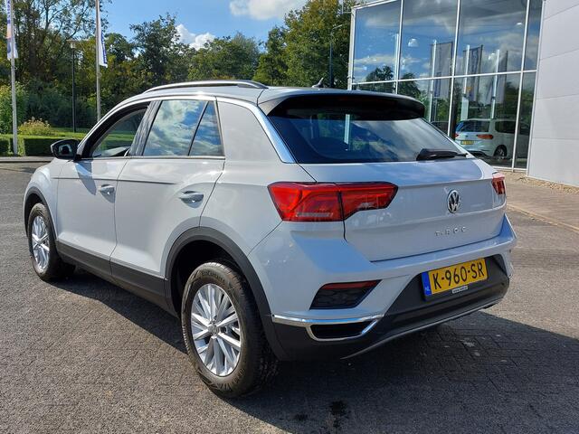 Volkswagen T-Roc 1.0 TSI 116pk Style Executive | Navi | Apple Carplay+Android Auto | Clima | Adap.Cruise | Stoelverwarming | Pdc V+A | Rijstrook+Licht+Regensensor | Mistlampen | 16''lm | Trekhaak