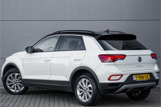 Volkswagen T-Roc 1.5 TSI 150PK Life Automaat ACC Carplay 17"