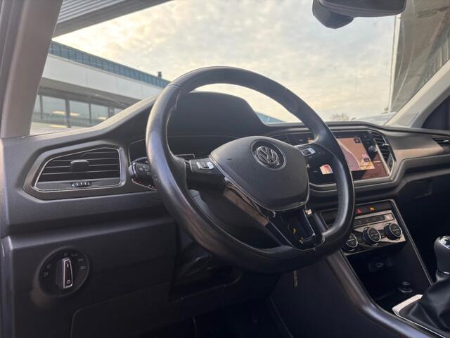 Volkswagen T-Roc 1.0 TSI STYLE 115PK NAVI LMV PDC TWOTONE