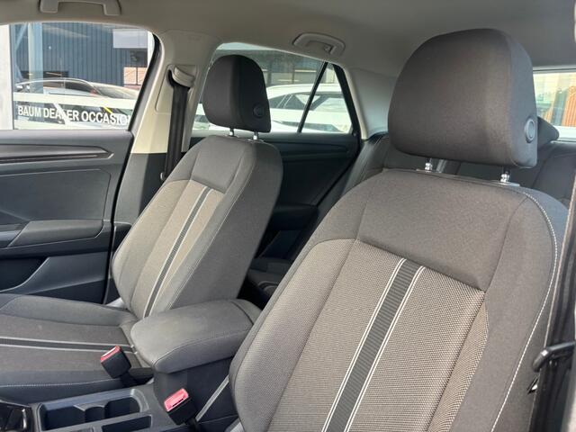 Volkswagen T-Roc 1.0 TSI STYLE 115PK NAVI LMV PDC TWOTONE