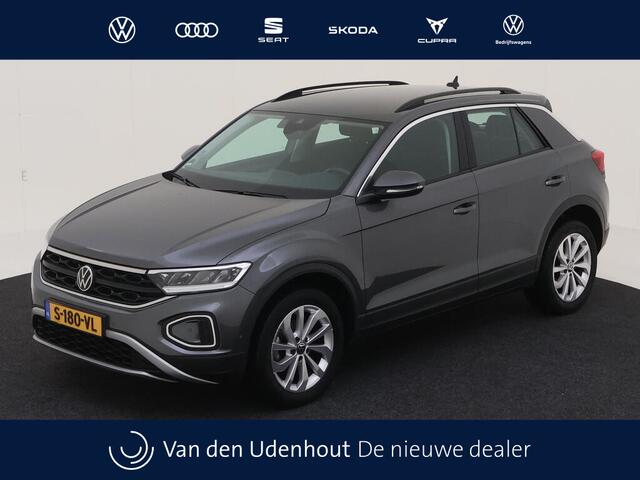 Volkswagen T-Roc 1.0 TSI 110pk Life Navigatie Trekhaak Climatronic