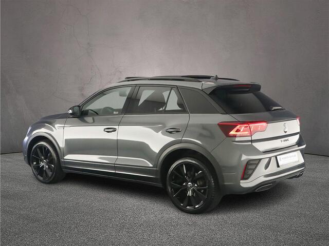 Volkswagen T-Roc R-Line Edition 1.5 TSI 150pk DSG Automaat Trekhaak, Panoramadak, Beats audio, Adaptive cruise control, Achteruitrijcamera, Black Style, LED matrix koplampen