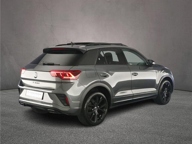 Volkswagen T-Roc R-Line Edition 1.5 TSI 150pk DSG Automaat Trekhaak, Panoramadak, Beats audio, Adaptive cruise control, Achteruitrijcamera, Black Style, LED matrix koplampen