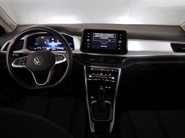 Volkswagen T-Roc 1.5 TSI Life Edition 150PK DSG | Verlengde garantie | Achteruitrijcamera | Climate control |