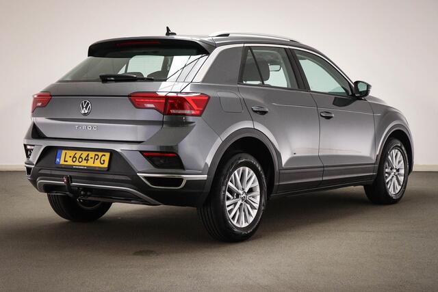 Volkswagen T-Roc 1.0 TSI Style | MULTIMEDIA PACK | DAB | APP CONNECT | CAMERA | TREKHAAK